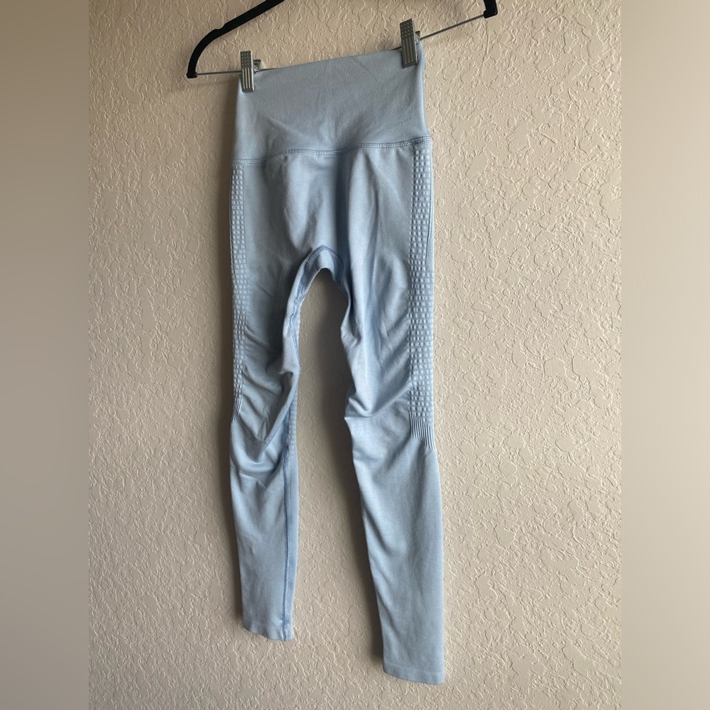 Alphalete Halo Leggings in Baby Blue ~ Size Small - Picture 4 of 9